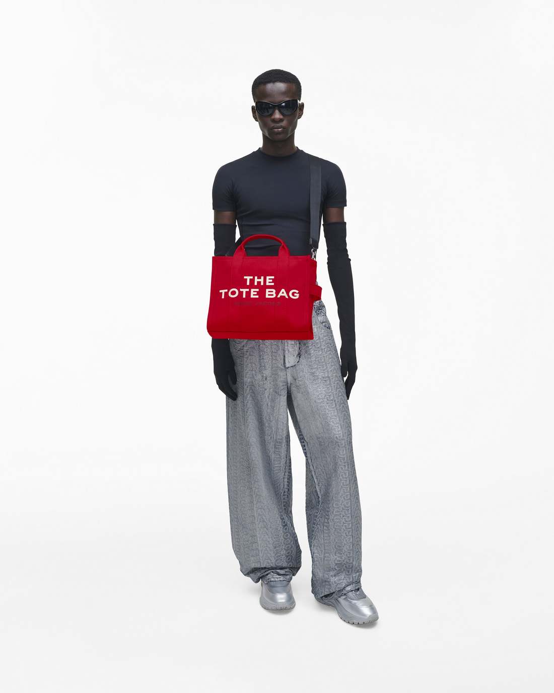 Marc Jacobs The Canvas Medium Tote Bag True Red BAGS