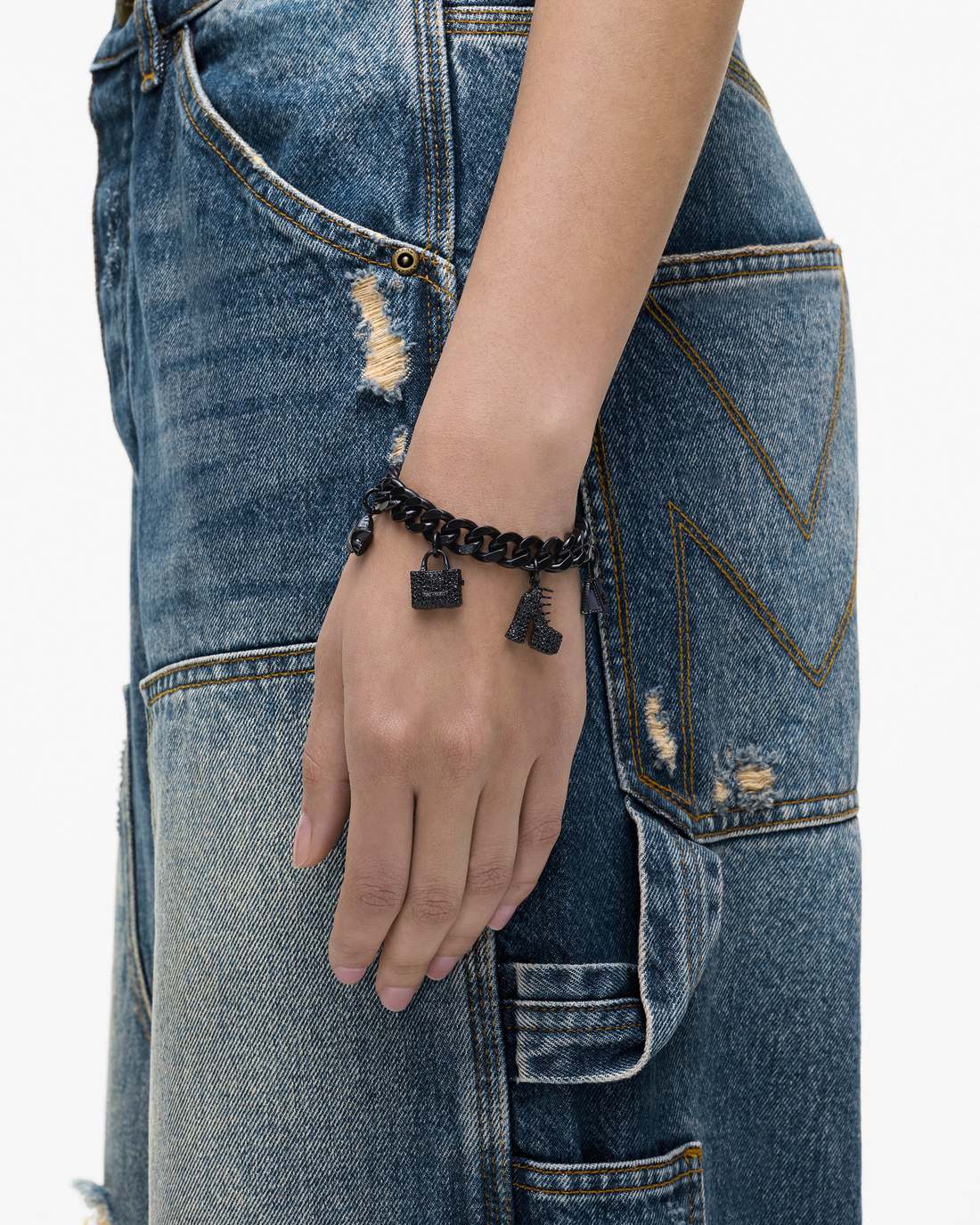 Marc Jacobs The Pave Mini Icon Charm Bracelet Black/Black Crystal JEWELRY