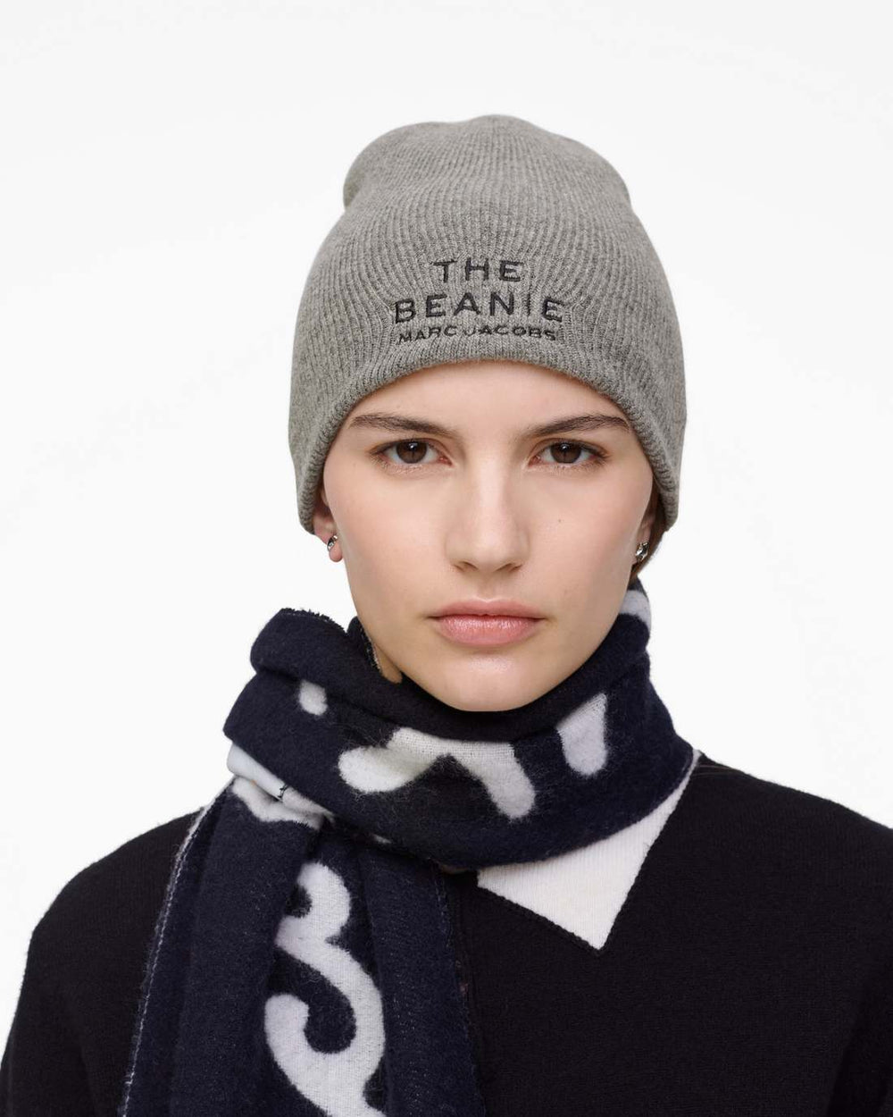 Marc Jacobs The Beanie Grey ACCESSORIES